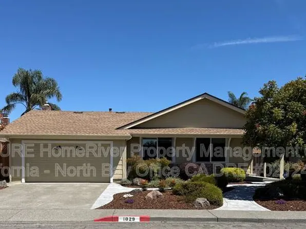 1029 Saint Francis Dr, Petaluma, CA 94954