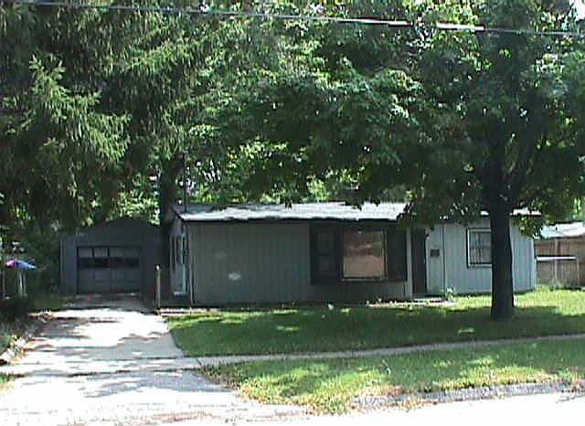5001 Delray Dr