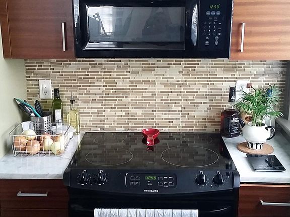 4th image of 3122 W Clay St APT 10