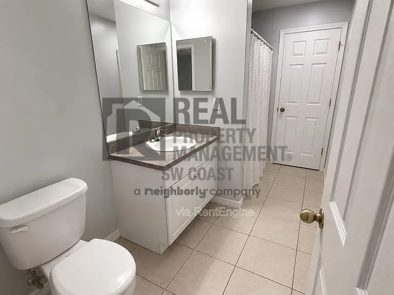 114 NW 13th Ave — Photo 12