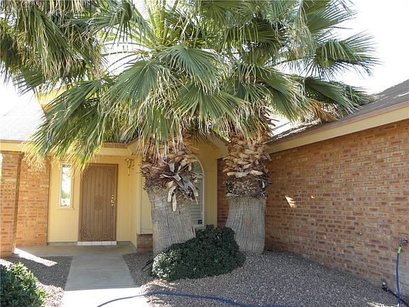 3rd image of 12122 Desert Quail Ave