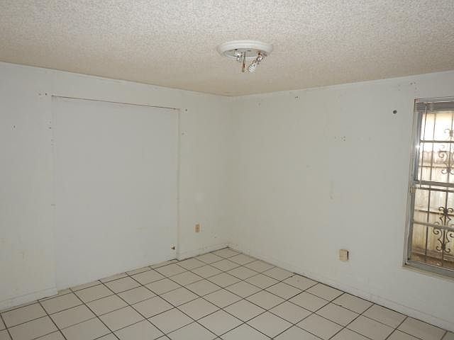 1st image of 6726 Donald Ave