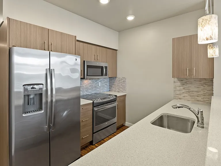 Evolve Apartments — Photo 54