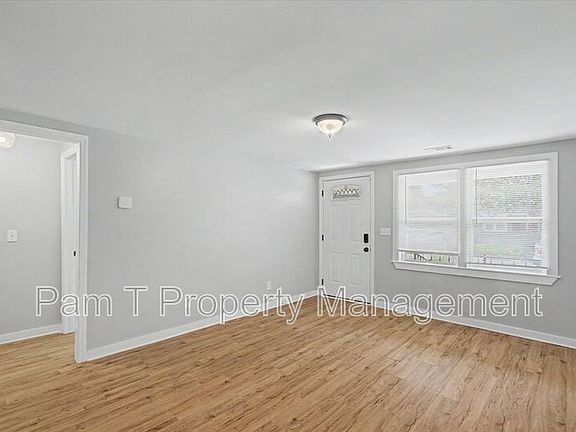 4th image of 1320 E 58th St
