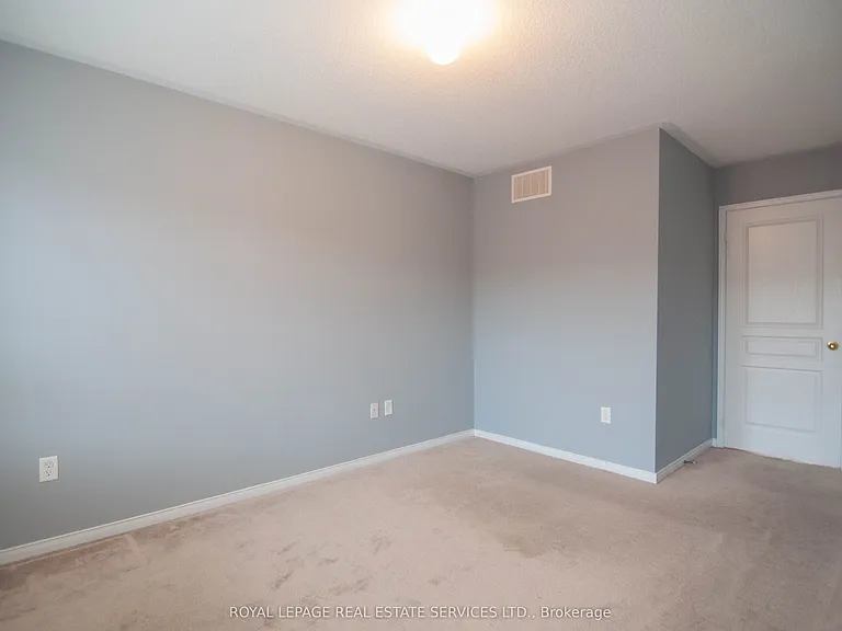 2178 Fiddlers Way #70 — Photo 9
