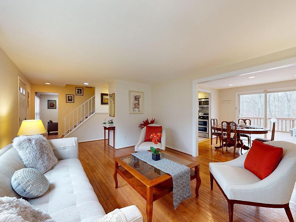 1513 Hiddenbrook Dr, Herndon, VA 20170 Zillow