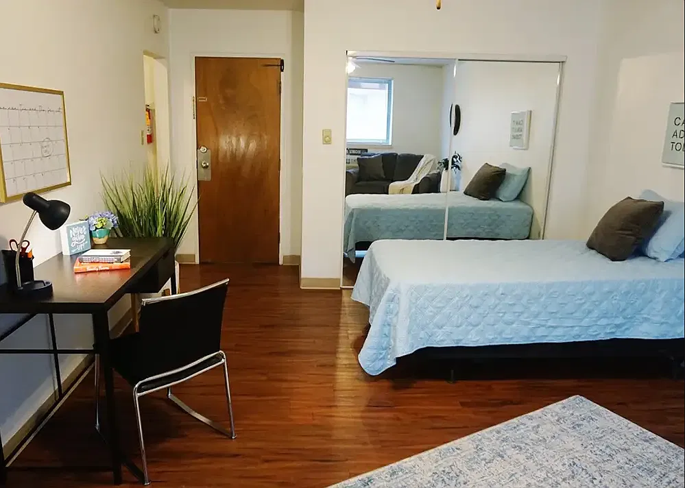 Studio, 334 sqft, $1,300 — Photo 4