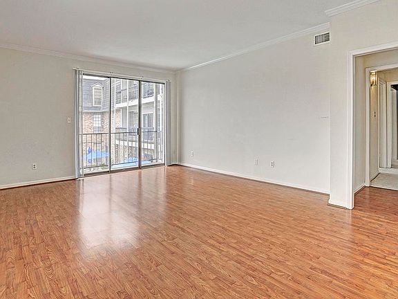 3rd image of 2400 N Braeswood Blvd APT 317