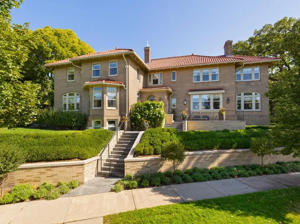 2119 E Lake Of The Isles Pkwy, Minneapolis, MN 55405