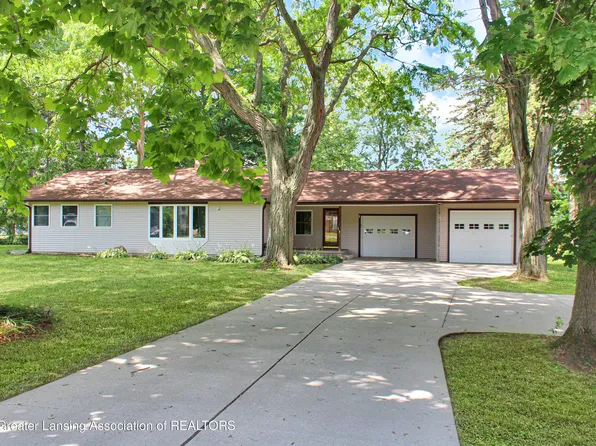 7702 Woodbury Rd, Laingsburg, MI 48848