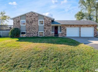 4240 4th Ave, East Moline, IL 61244