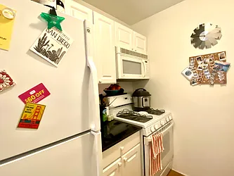 Rented by Brooklyn Heights Real Estate Inc