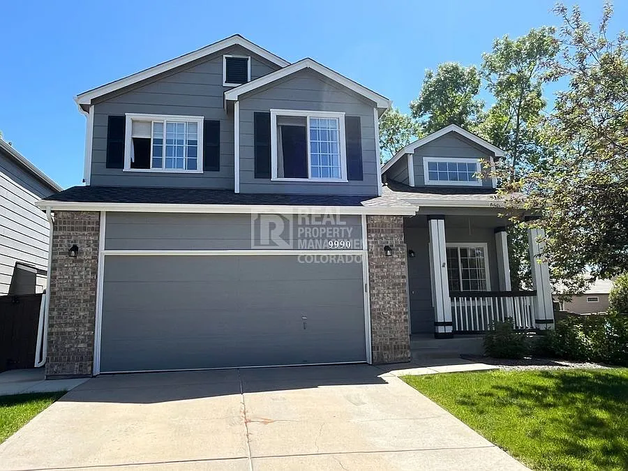 Spacious 5-Bedroom Home in Desirable Highlands Ranch, CO — Photo 1