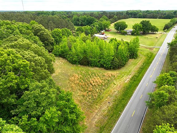 2nd image of 3170 Highway 20