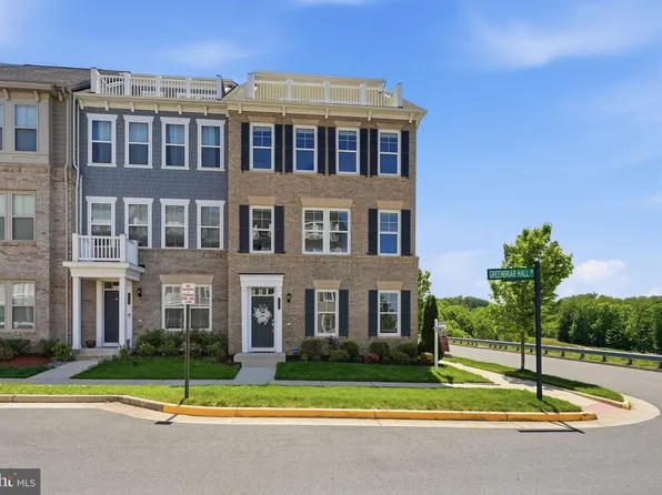 1957 Greenbriar Hall Rd, Dumfries, VA 22026