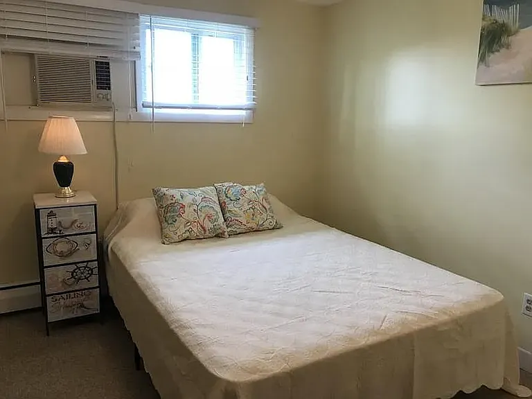 41 Burbank Ave — Photo 12