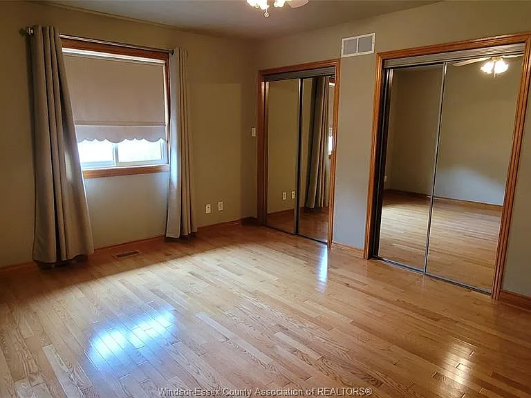 138 Hampton Cres — Photo 7