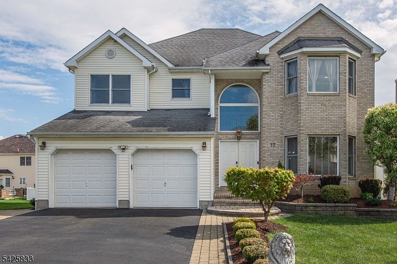 houses on the hill 新品未使用 Hendrix Model Home Design in Ascente by Toll Brothers - Silverskye