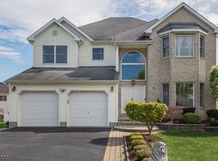 17 Nicole Lane, Parsippany-Troy Hills Twp., NJ 07054