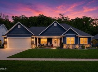 1774 Woodberry Creek Dr, Lima, OH 45807