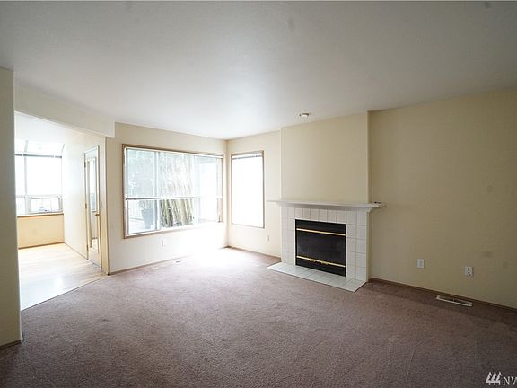 2nd image of 3704 246th Ave SE