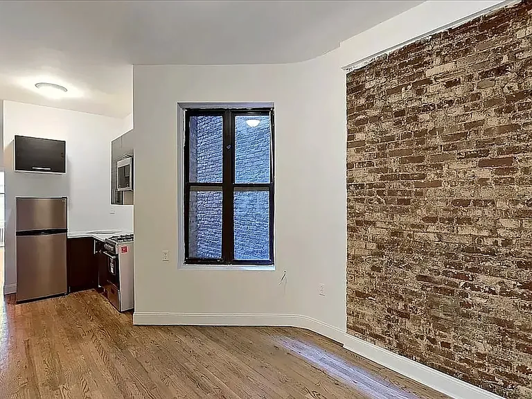 212 W 80th St #3WR — Photo 3