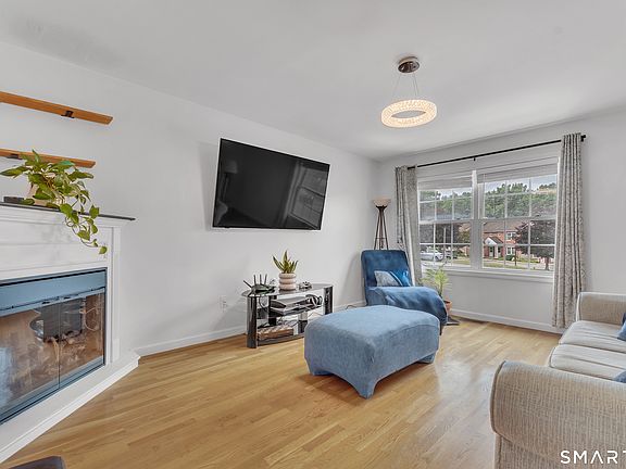 3rd image of 166 Hamden Avenue #4