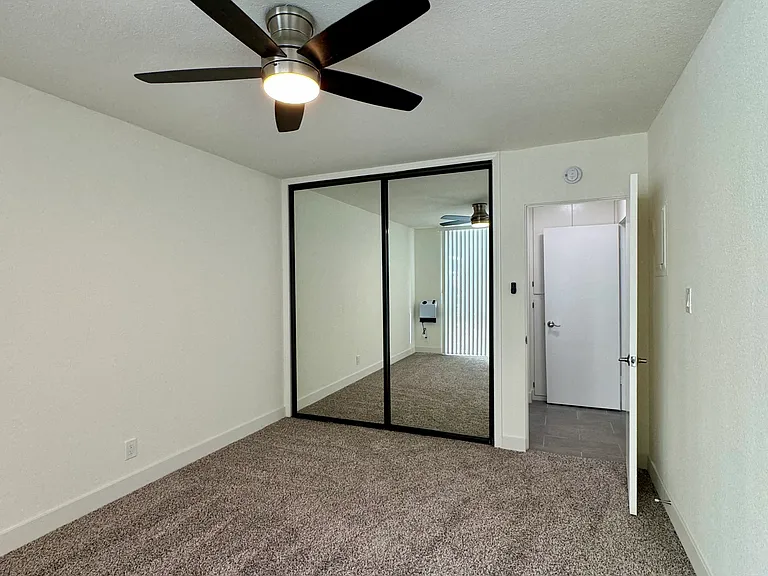 119 Bennett Ave — Photo 5