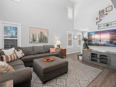 1678 Carriage Cir, Vista, CA, 92081