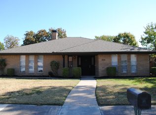 202 Randy Lee Ln, McKinney, TX 75071