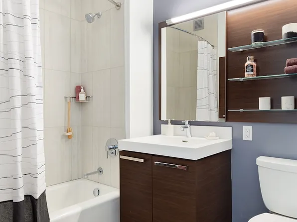 43-22 Queens Street image 6 of 12