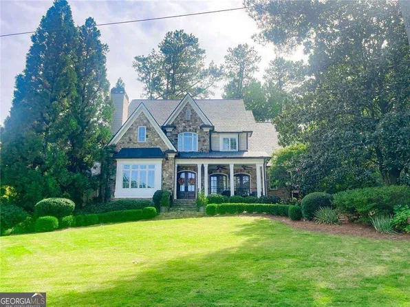 4659 Club Cir NE, Atlanta, GA 30319
