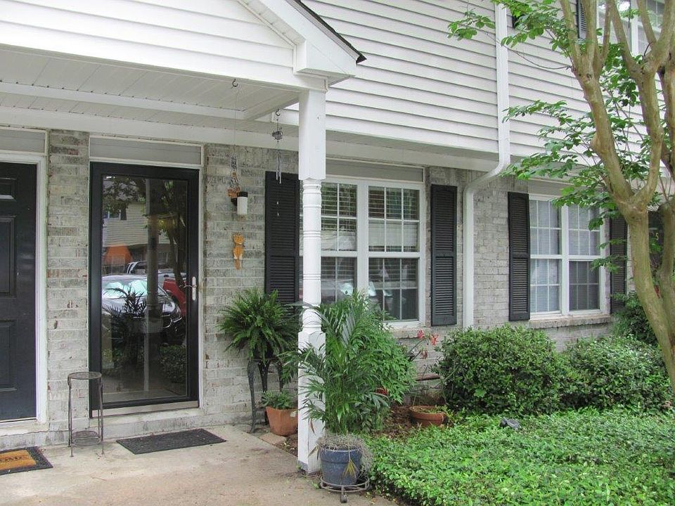 Front entrance, ours is to the right, nest doorbell/camera installed