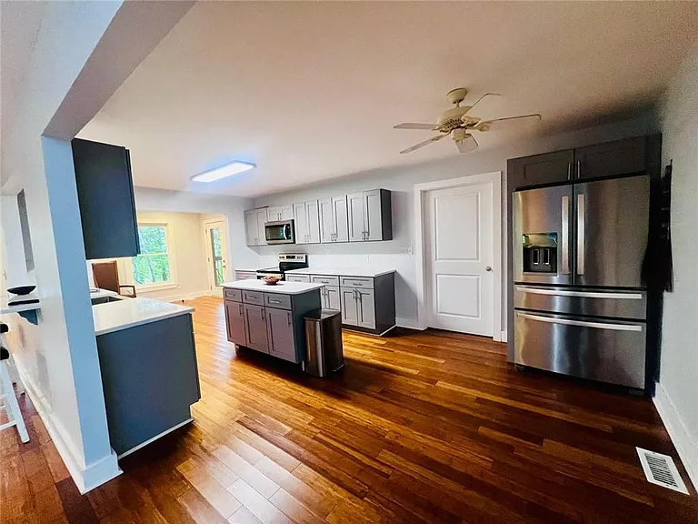 235 Moss Overlook Rd — Photo 15