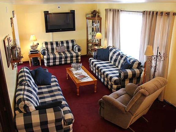 5th image of 6 Royal Oaks Dr