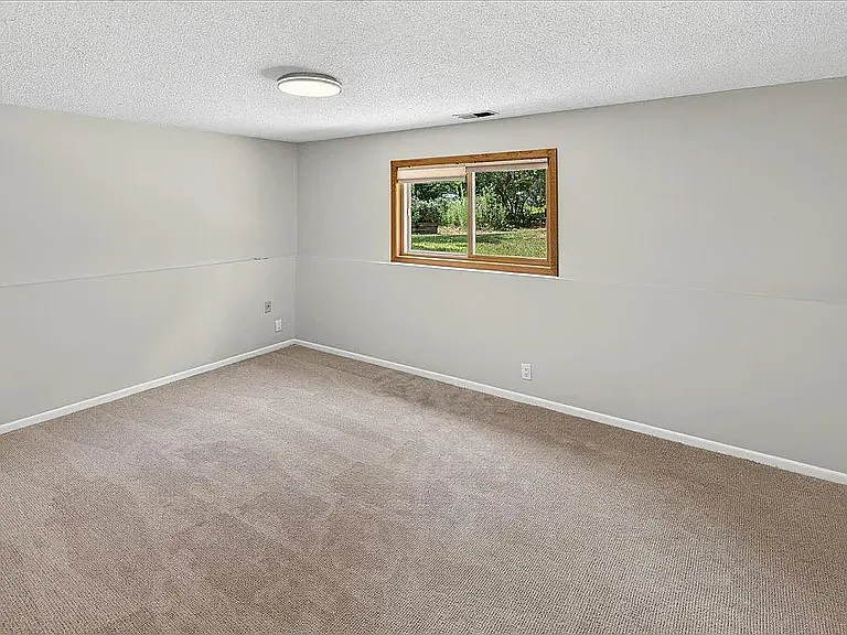9983 Balmoral Ln — Photo 21