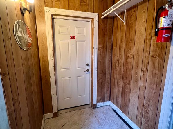 1612-1616 Route 9 #20