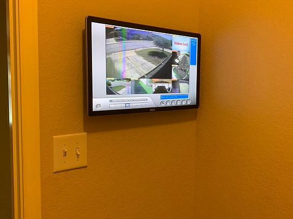 4th image of 6419 Candleoak Cir