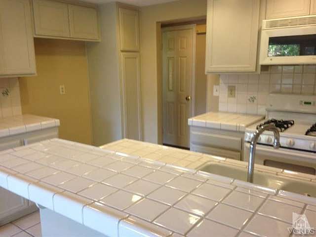 1st image of 419 Chapala Dr