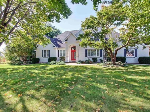 1536 Wellington Ct, Quincy, IL 62305