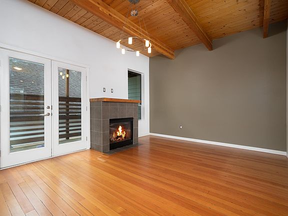 Second-floor living room