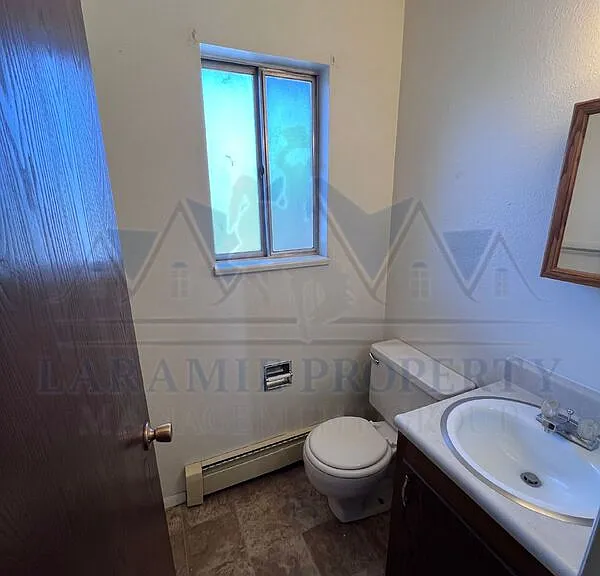 708 Downey St #3 — Photo 8