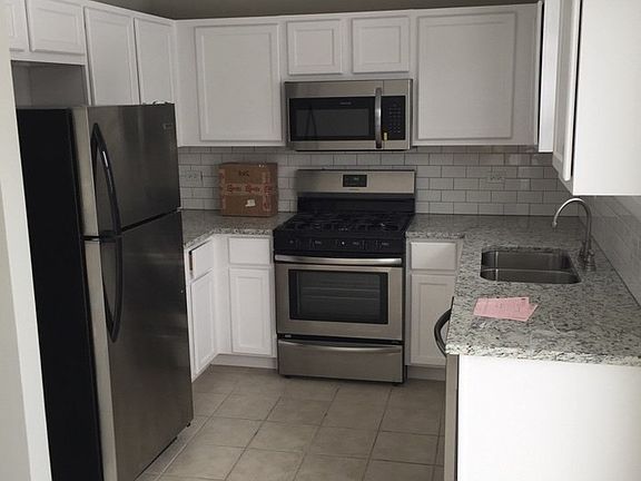 5th image of 3710 W 176th Pl