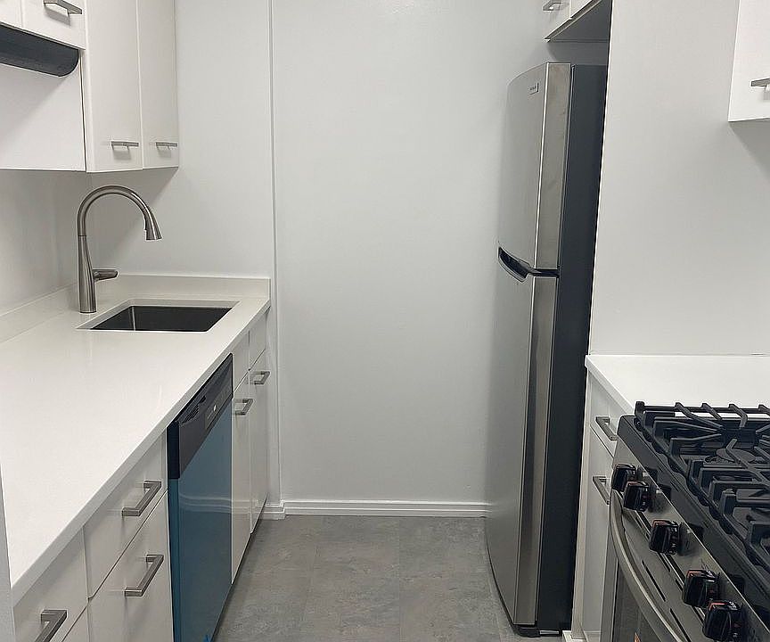 1st image of 2373 Broadway APT 1435