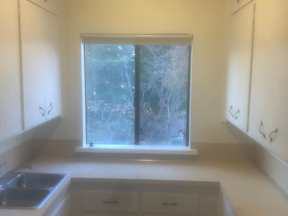 1st image of 2617 14th Ave W APT 4