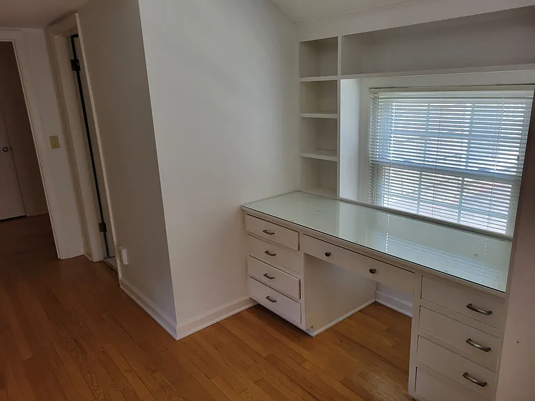 6720 Floyd St — Photo 11