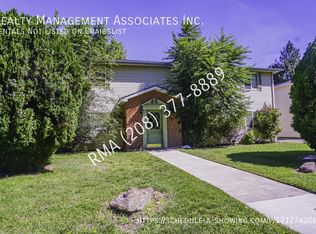 438 W Idaho Ave #B, Meridian, ID 83642