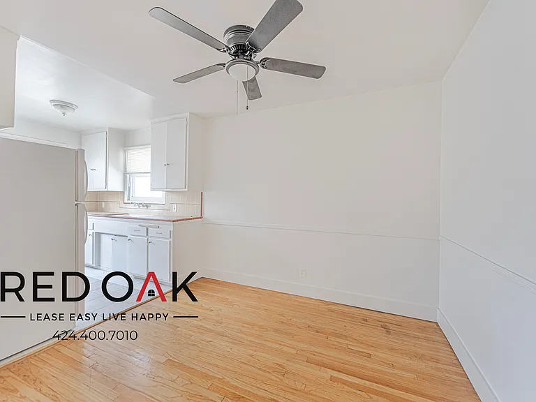 1148 S Sherbourne Dr #4 — Photo 4