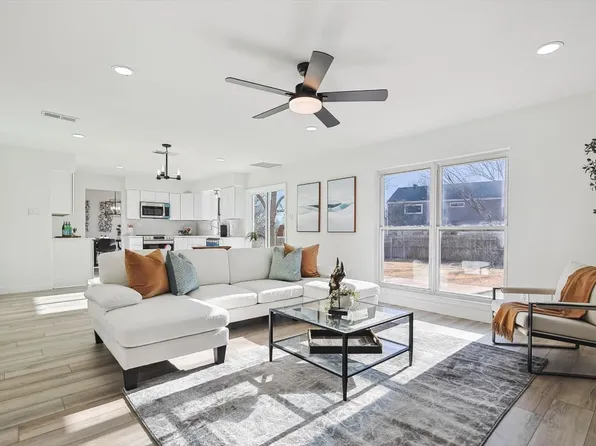 1605 Colony St, Flower Mound, TX 75028