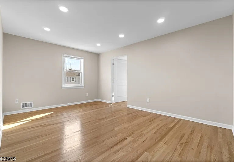 2 Andrew Ct #2 — Photo 1